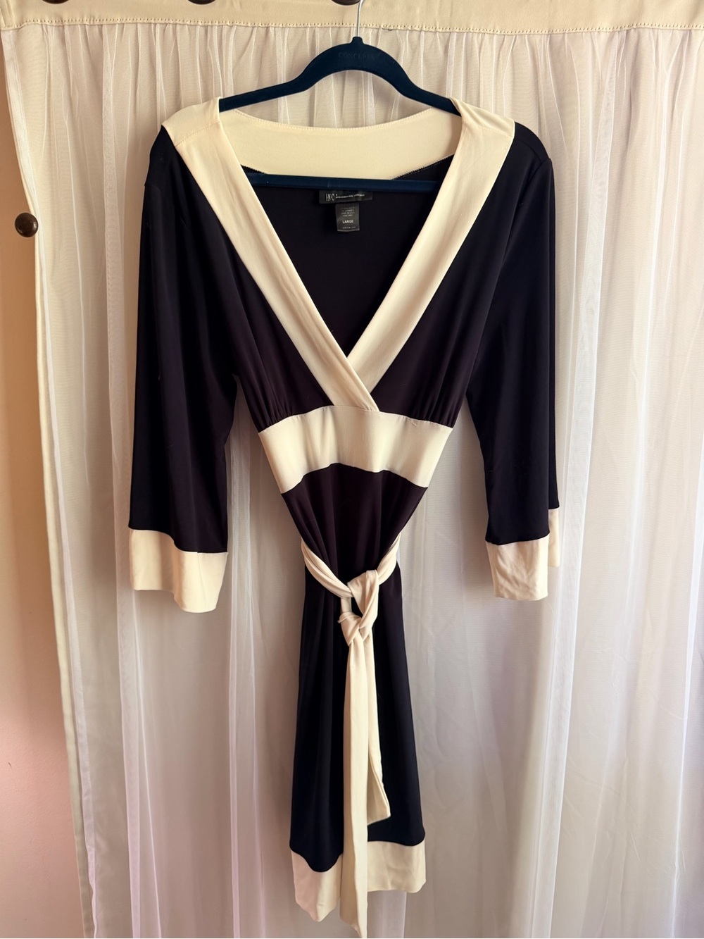 INC International Concepts Black and Cream Dress Sz L easy wear